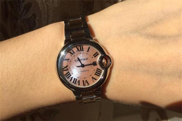 卡地亞藍(lán)氣球防水嗎 卡地亞藍(lán)氣球魚眼效果是什么意思 卡地亞藍(lán)氣球防水嗎 卡地亞藍(lán)氣球魚眼效果是什么意思