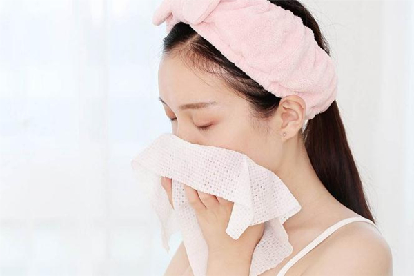 洗臉巾可以卸妝嗎 洗臉巾可以洗澡嗎 洗臉巾可以卸妝嗎 洗臉巾可以洗澡嗎