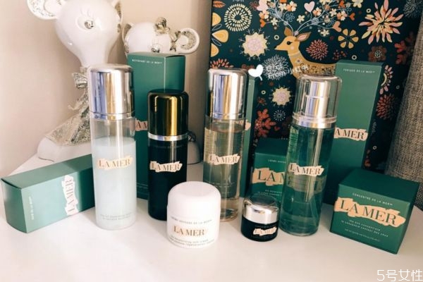 玻尿酸護(hù)膚品適合什么年齡用 玻尿酸護(hù)膚品可以長期用嗎 玻尿酸護(hù)膚品適合什么年齡用 玻尿酸護(hù)膚品可以長期用嗎