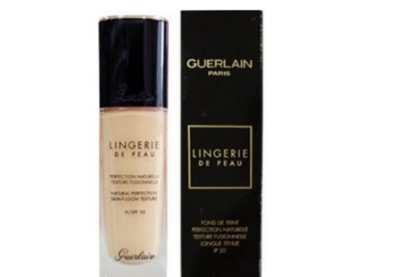 嬌蘭粉底液的使用注意事項(xiàng) 使用嬌蘭粉底液的誤區(qū) 嬌蘭粉底液的使用注意事項(xiàng) 使用嬌蘭粉底液的誤區(qū)