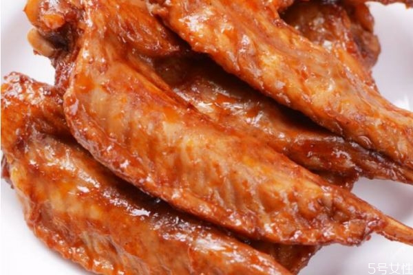 孕婦能不能吃雞翅 坐月子能不能吃雞翅 孕婦能不能吃雞翅 坐月子能不能吃雞翅