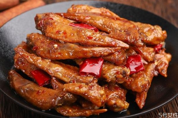 經(jīng)常吃翅尖有什么壞處 吃雞翅尖的危害 經(jīng)常吃翅尖有什么壞處 吃雞翅尖的危害