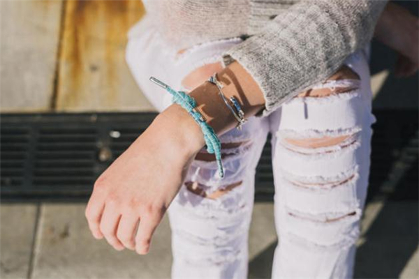 rastaclat是哪個(gè)國(guó)家的牌子 rastaclat是什么檔次