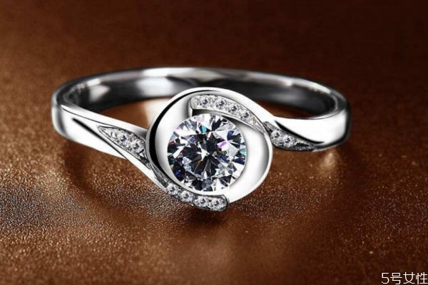 結婚戒指換新有講究么 換結婚戒指需要注意什么