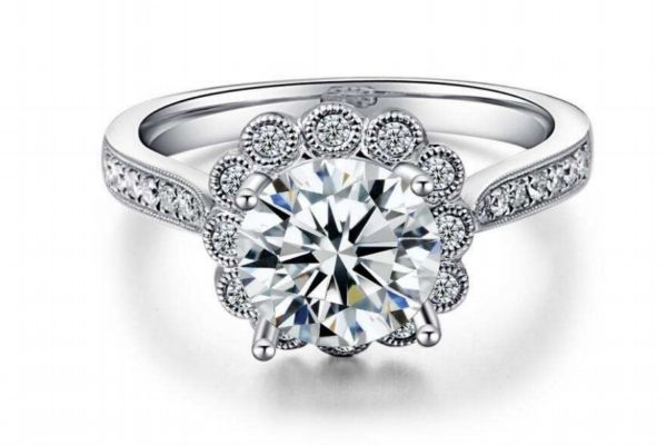 結(jié)婚戒指可以提前戴嗎 結(jié)婚買三金應(yīng)該要注意事項 結(jié)婚戒指可以提前戴嗎 結(jié)婚買三金應(yīng)該要注意事項