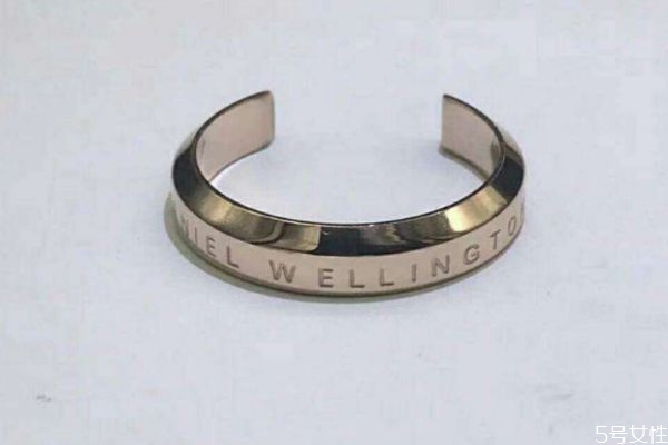 dw戒指什么材質(zhì) dw戒指為什么這么貴 dw戒指什么材質(zhì) dw戒指為什么這么貴