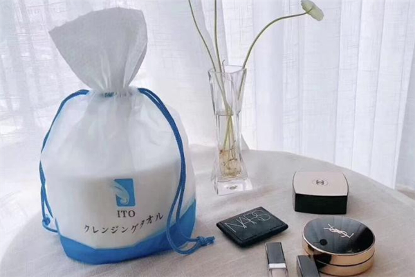 ito洗臉巾藍色和粉色區(qū)別 ito洗臉巾老款有水印嗎 ito洗臉巾藍色和粉色區(qū)別 ito洗臉巾老款有水印嗎