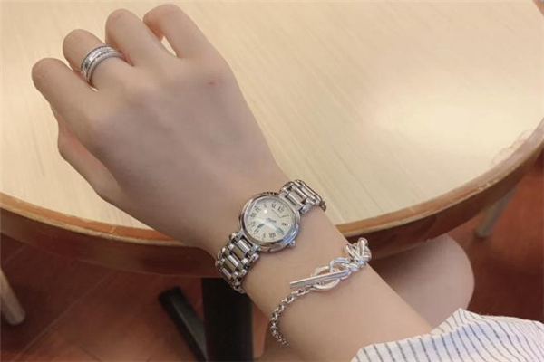 浪琴手表保修幾年 浪琴專柜免費(fèi)截表帶嗎 浪琴手表保修幾年 浪琴專柜免費(fèi)截表帶嗎