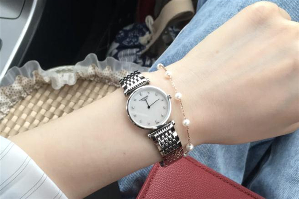 浪琴手表換電池要錢嗎 浪琴手表電池在哪里換 浪琴手表換電池要錢嗎 浪琴手表電池在哪里換