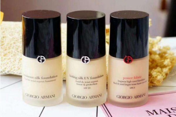 阿瑪尼紅標(biāo)粉底液有幾個色號 阿瑪尼紅標(biāo)粉底液怎么選擇色號 阿瑪尼紅標(biāo)粉底液有幾個色號 阿瑪尼紅標(biāo)粉底液怎么選擇色號