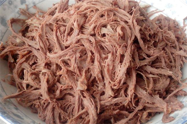 手撕豬心的做法 手撕豬心怎么撕成絲 手撕豬心的做法 手撕豬心怎么撕成絲