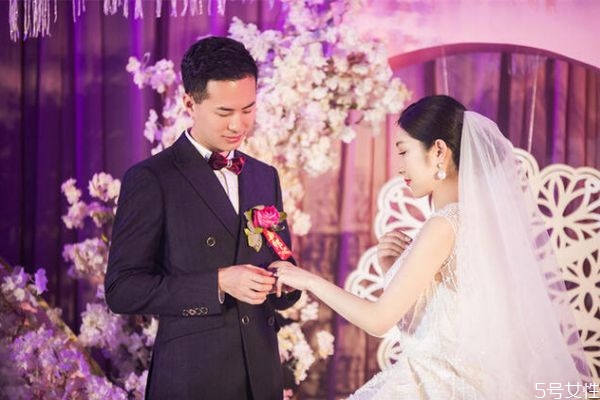 男朋友說結婚沒有彩禮要結婚嗎 嫁人前一定要談好這些 男朋友說結婚沒有彩禮要結婚嗎 嫁人前一定要談好這些