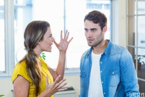 吵架時男人沉默代表什么 男人愛不愛你看這三個標(biāo)準(zhǔn) 吵架時男人沉默代表什么 男人愛不愛你看這三個標(biāo)準(zhǔn)