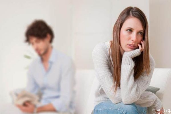 吵架沉默的男人愛你嗎 吵架更能看清一個男人 吵架沉默的男人愛你嗎 吵架更能看清一個男人