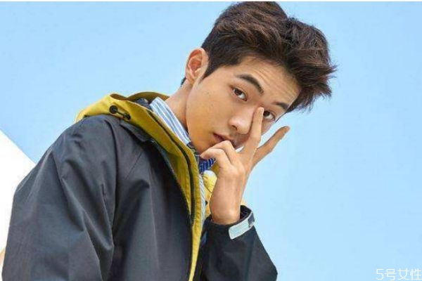 悲觀的男人適合做男朋友嗎 男朋友消極我該做什么 悲觀的男人適合做男朋友嗎 男朋友消極我該做什么