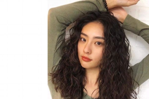 羊毛卷可以維持多久 剛燙的羊毛卷不卷了 羊毛卷可以維持多久 剛燙的羊毛卷不卷了