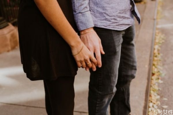 男人有婚外情女人該怎么處理 出軌后婚姻恢復磨合期 男人有婚外情女人該怎么處理 出軌后婚姻恢復磨合期