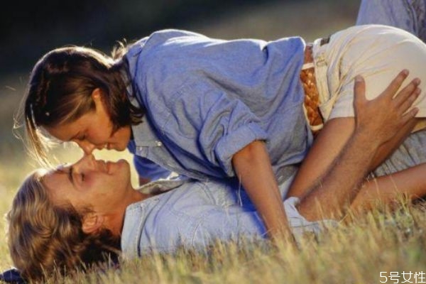 怎么治對你冷淡的老公 和變心的老公怎么相處 怎么治對你冷淡的老公 和變心的老公怎么相處