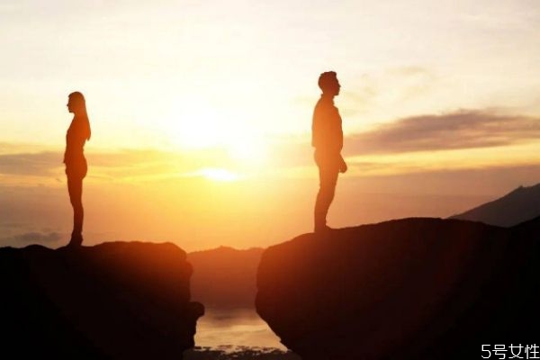 婚外情該每天聯(lián)系嗎 聰明女人做情人的做法