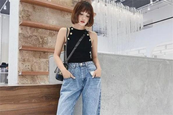 老爹褲配什么外套好看 老爹褲怎么搭配外套 老爹褲配什么外套好看 老爹褲怎么搭配外套