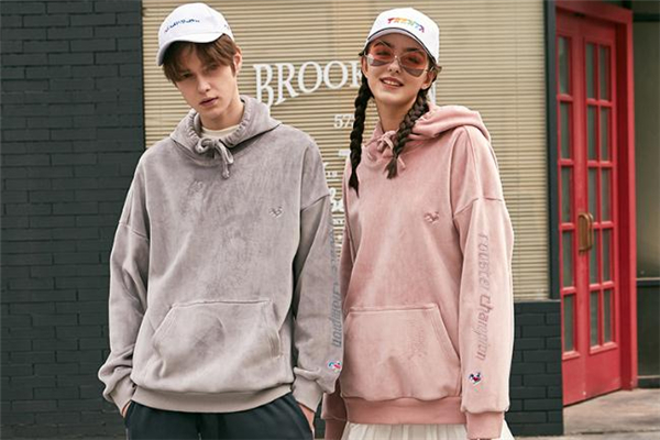 公雞冠軍是什么牌子 公雞冠軍屬于champion嗎 公雞冠軍是什么牌子 公雞冠軍屬于champion嗎