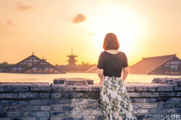 離婚的方式有哪幾種 對(duì)待離婚的方法 離婚的方式有哪幾種 對(duì)待離婚的方法