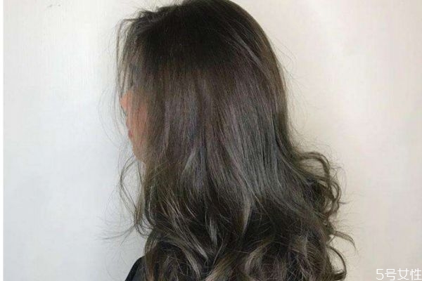 摩根燙的上杠手法 摩根燙好打理嗎 摩根燙的上杠手法 摩根燙好打理嗎