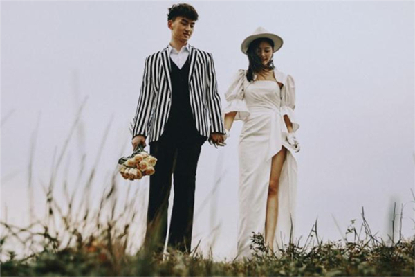 男人出軌夫妻感情還會(huì)跟以前一樣嗎 男人出軌后的婚姻還能幸福嗎 男人出軌夫妻感情還會(huì)跟以前一樣嗎 男人出軌后的婚姻還能幸福嗎