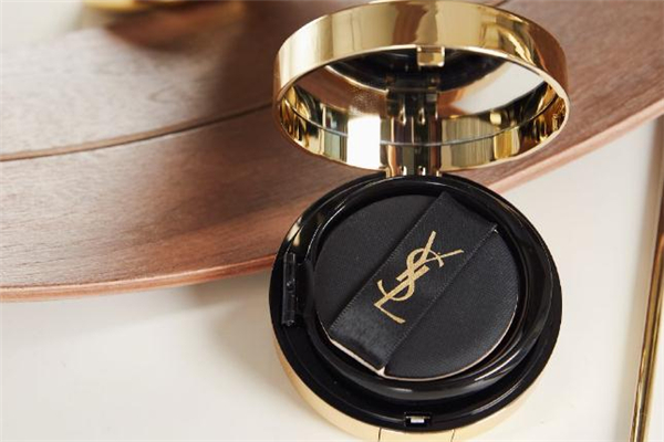 ysl皮氣墊多少錢 ysl皮氣墊有替換裝嗎 ysl皮氣墊多少錢 ysl皮氣墊有替換裝嗎