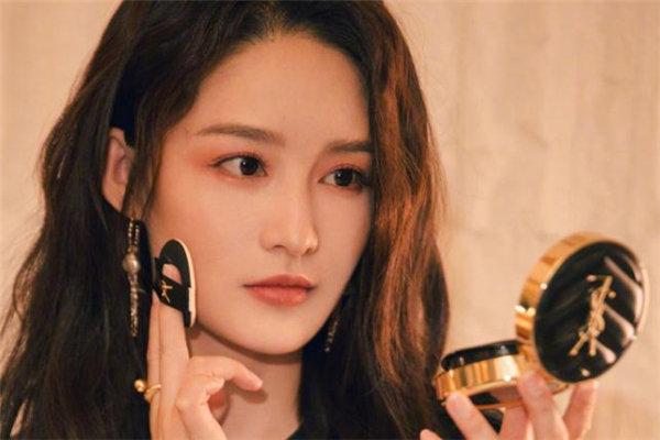 ysl皮氣墊適合什么膚質(zhì) ysl皮氣墊是墨水氣墊嗎 ysl皮氣墊適合什么膚質(zhì) ysl皮氣墊是墨水氣墊嗎