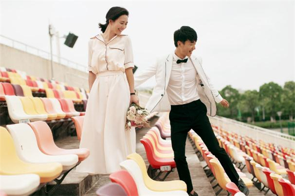 我出軌了老公打我我該怎么辦 我出軌了老公原諒我還能繼續(xù)過(guò)嗎 我出軌了老公打我我該怎么辦 我出軌了老公原諒我還能繼續(xù)過(guò)嗎