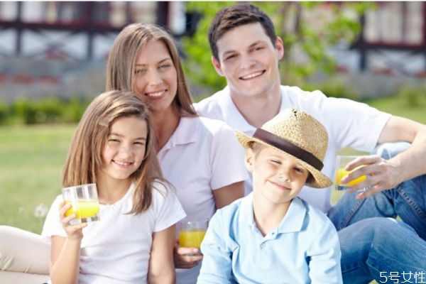 公公過生日送什么好 送爸爸禮物排行大全 公公過生日送什么好 送爸爸禮物排行大全