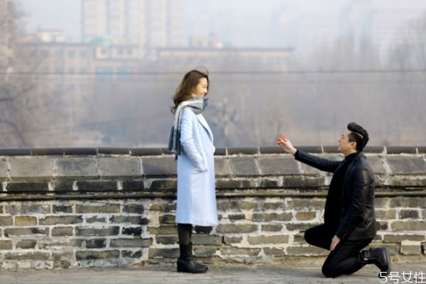 女朋友出軌幾天想復合 女朋友出軌想復合的原因 女朋友出軌幾天想復合 女朋友出軌想復合的原因