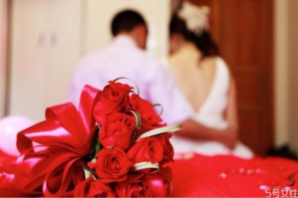 男人什么情況下想結婚 男人很想娶你的表現(xiàn) 男人什么情況下想結婚 男人很想娶你的表現(xiàn)