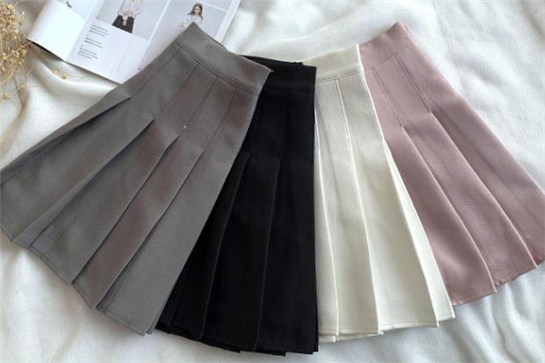 蘋果型身材可以穿百褶裙嗎 梨形身材可以穿百褶裙嗎 蘋果型身材可以穿百褶裙嗎 梨形身材可以穿百褶裙嗎