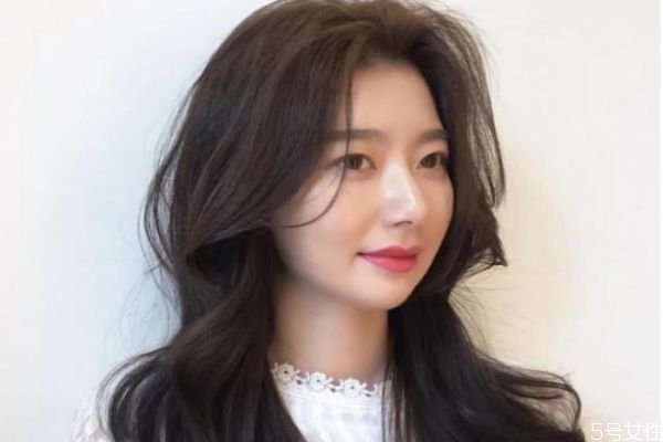 云朵燙的步驟 網(wǎng)紅最愛的燙發(fā)發(fā)型 云朵燙的步驟 網(wǎng)紅最愛的燙發(fā)發(fā)型