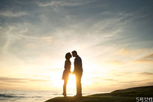 離婚后的女人最在乎什么 離婚的女人最擔(dān)心什么 離婚后的女人最在乎什么 離婚的女人最擔(dān)心什么