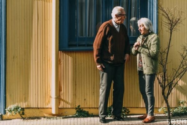 老公出軌用不用揭穿他 老公出軌最忌諱的做法 老公出軌用不用揭穿他 老公出軌最忌諱的做法