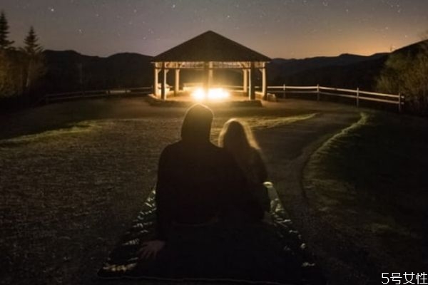 離婚時(shí)女方應(yīng)爭取什么 女人最狠的離婚策略 離婚時(shí)女方應(yīng)爭取什么 女人最狠的離婚策略