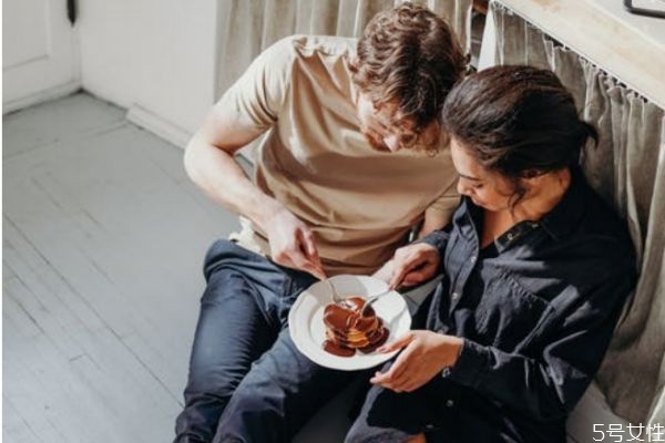 怎樣讓對方越來越愛你 讓男人越來越愛你的招數(shù) 怎樣讓對方越來越愛你 讓男人越來越愛你的招數(shù)