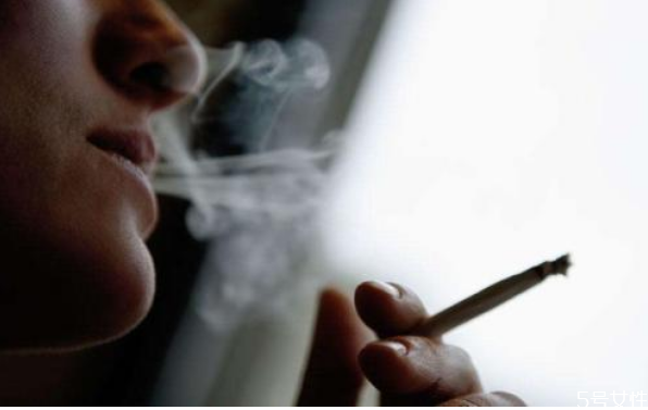 抽煙抽快點好還是慢點好 飯后隔多久可以抽煙 抽煙抽快點好還是慢點好 飯后隔多久可以抽煙