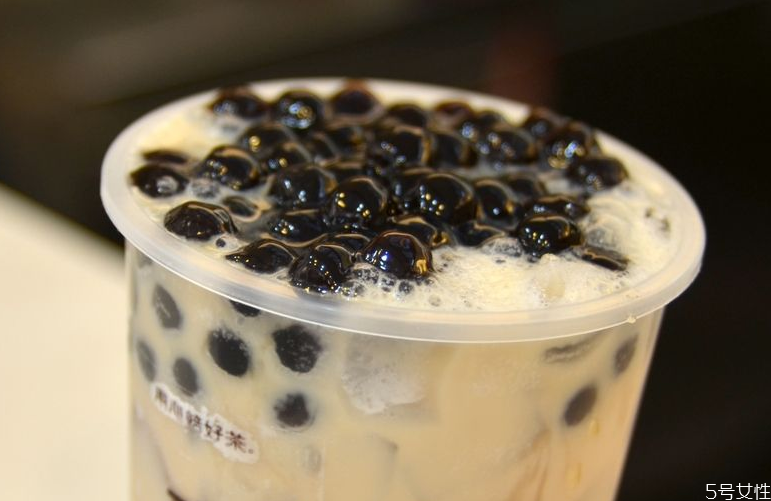 珍珠奶茶的珍珠容易胖嗎 喝一次會胖幾斤 珍珠奶茶的珍珠容易胖嗎 喝一次會胖幾斤