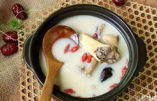 夏天下奶湯喝什么 喝下奶湯有必要嗎 夏天下奶湯喝什么 喝下奶湯有必要嗎