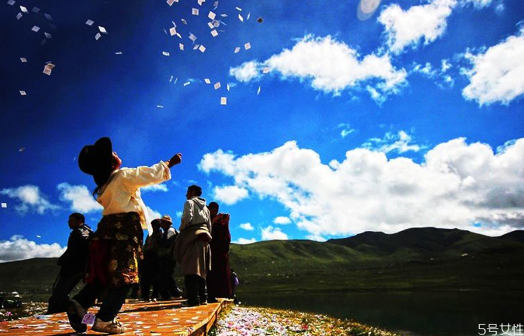 高原反應(yīng)流鼻血怎么辦 高原反應(yīng)如何預(yù)防 高原反應(yīng)流鼻血怎么辦 高原反應(yīng)如何預(yù)防