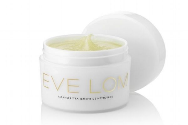 卸妝膏怎么樣算是乳化好 卸妝膏什么時(shí)候需要用 卸妝膏怎么樣算是乳化好 卸妝膏什么時(shí)候需要用