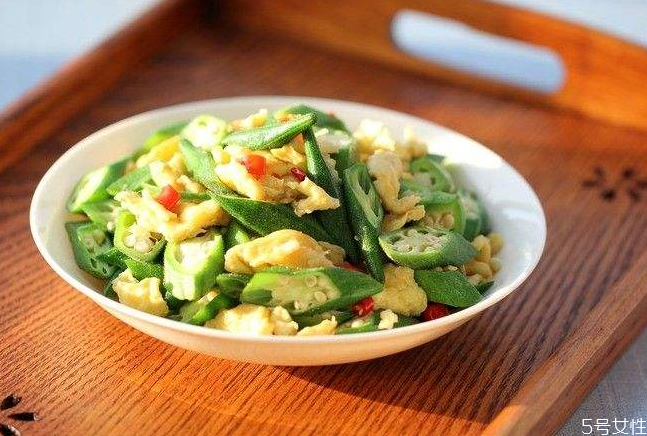 秋葵炒雞蛋能不能過夜吃 秋葵炒雞蛋的功效 秋葵炒雞蛋能不能過夜吃 秋葵炒雞蛋的功效