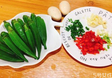 秋葵炒雞蛋能不能過夜吃 秋葵炒雞蛋的功效 秋葵炒雞蛋能不能過夜吃 秋葵炒雞蛋的功效