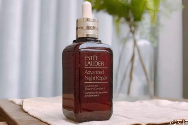 雪花秀和小棕瓶可以一起用嗎 雪花秀水乳配小棕瓶 雪花秀和小棕瓶可以一起用嗎 雪花秀水乳配小棕瓶