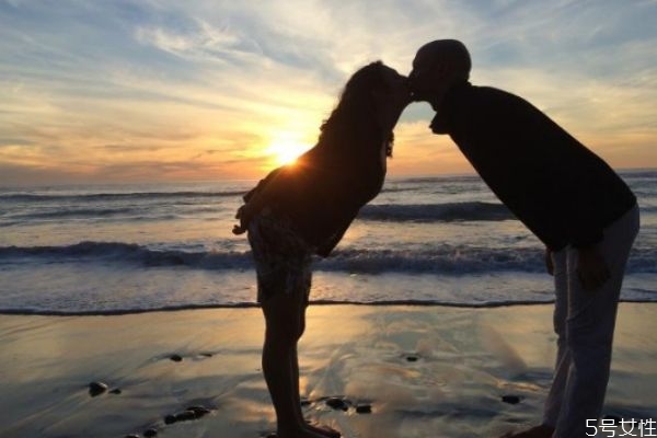 離婚女人的心態(tài) 離婚女人該不該要孩子 離婚女人的心態(tài) 離婚女人該不該要孩子