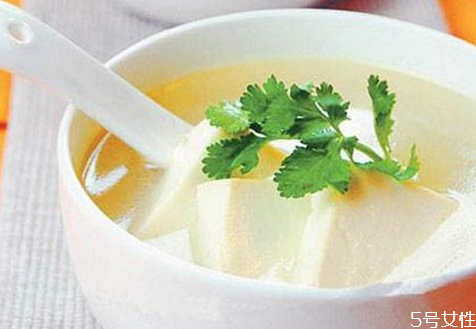 冬瓜豆腐湯能減肥嗎 冬瓜豆腐湯的功效 冬瓜豆腐湯能減肥嗎 冬瓜豆腐湯的功效